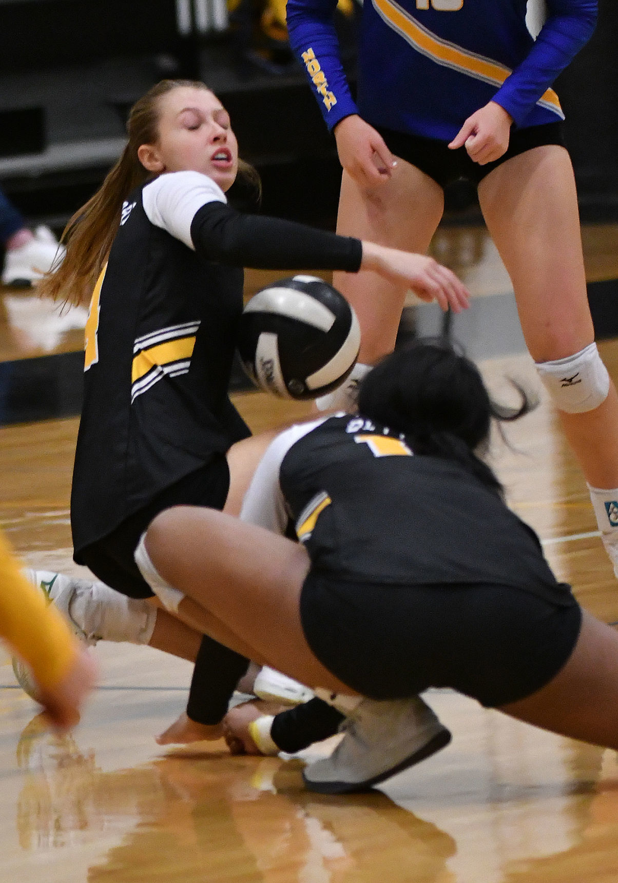 Davenport North vs Bettendorf volleyball